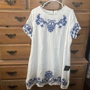 Pretty summer dress NWT